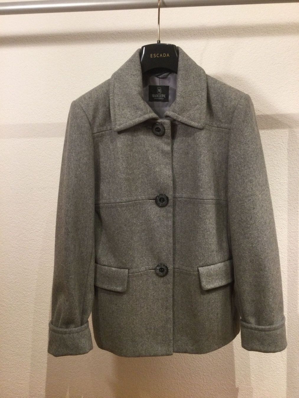 Uniformi: Damen Wolle Jacke, Gr. 36 – Usato da Zürich venduto da VorlonShadow 1