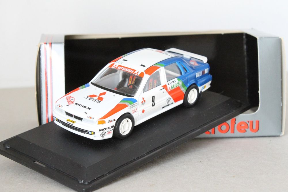 Mitsubishi Galant Rallye Monte-Carlo 1989 – Vatanen/Jemmpy – 1/43 (Blanc)