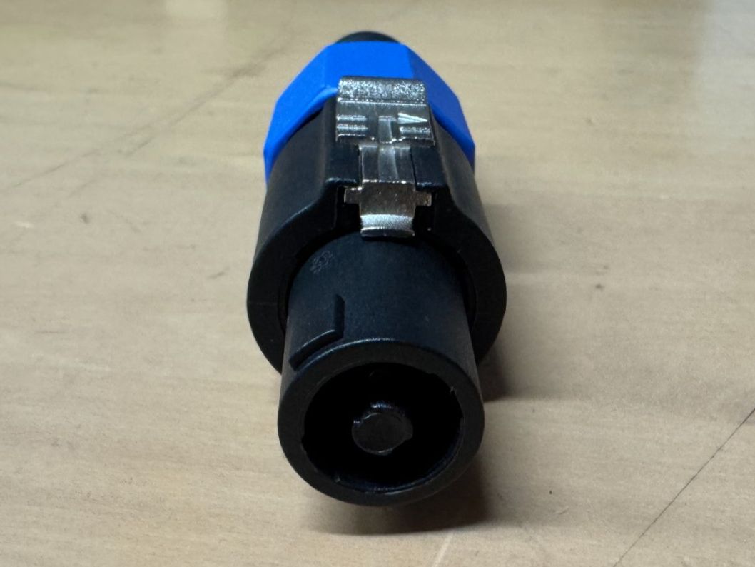 Cavi: 4er Set Speakonstecker (X1239) – Nuovo e nell'imballaggio originale da Däniken SO venduto da Profog1 1