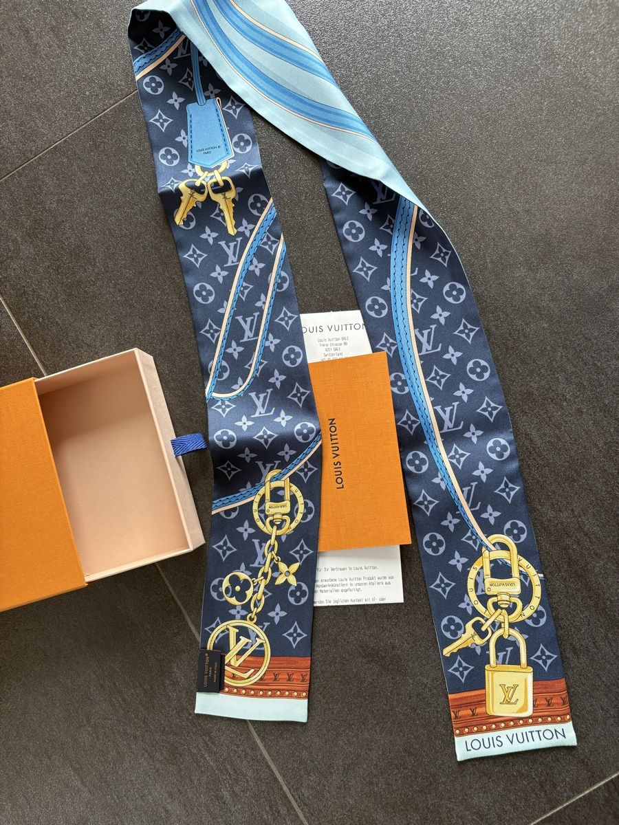 Louis Vuitton Foulard & Sciarpe: Louis Vuitton Badeau neu Full Set – Nuovo e nell'imballaggio originale da Fehren venduto da Frischki 2