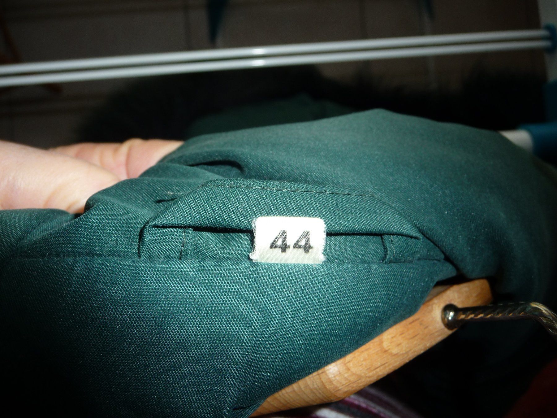 Jacken: Winterjacke mit Kaputze Gr. 44 – Gebraucht aus Kirchberg BE von lavendel02 4