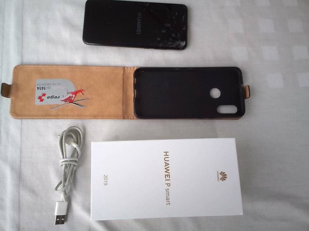 Telefoni cellulari / Smartphones: Handy Huawei P Smart 2019 – Difettoso da Kreuzlingen venduto da Emiggsx450