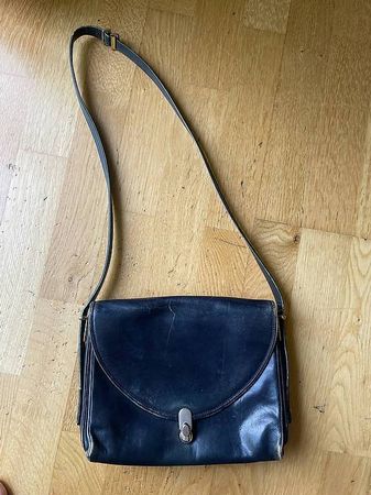 Assima Vintage Leder-Schultertasche - Made in Germany