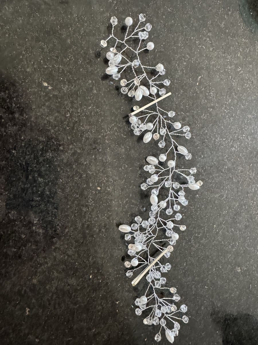Accessori per capelli: Kopfschmuck / Brautschmuck – Usato da Oberbuchsiten venduto da enz_rqh5