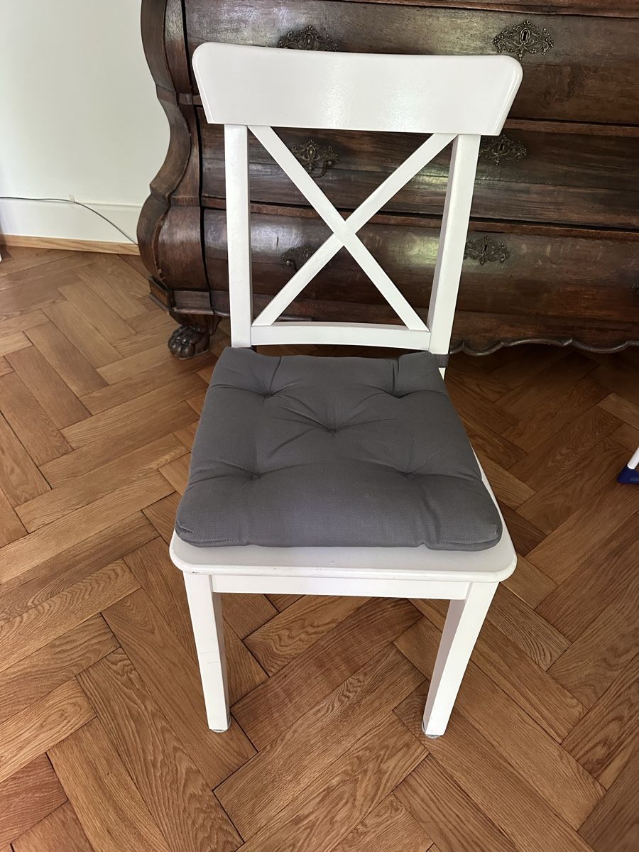 Ikea Sedie: Ikea Holzstuhl weiss – Usato da Basel venduto da cel_qm2w