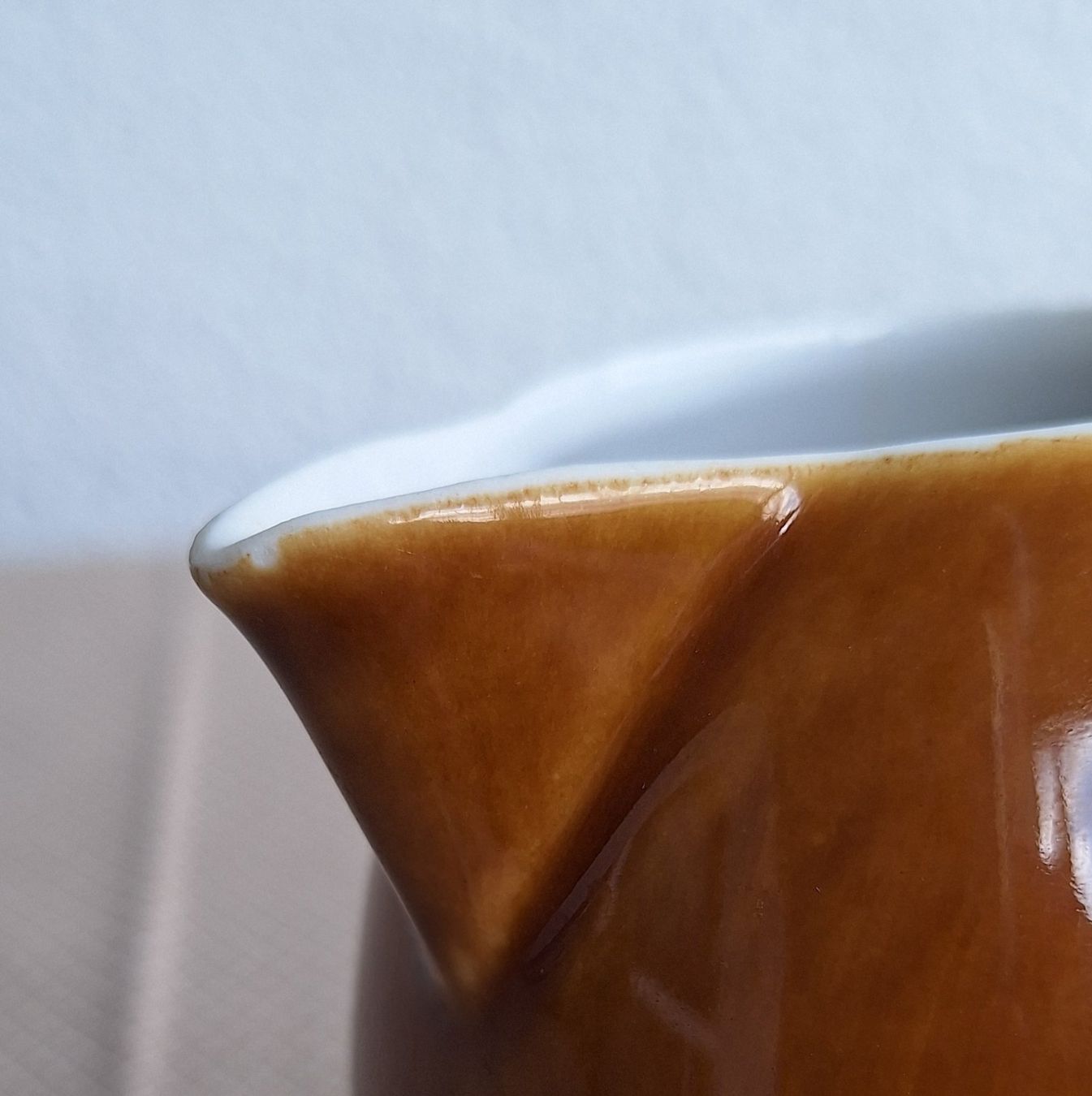 Rössler Caraffe: Rössler Rahmkrug o.25 l, braun – Usato da Altikon venduto da Fadb 1