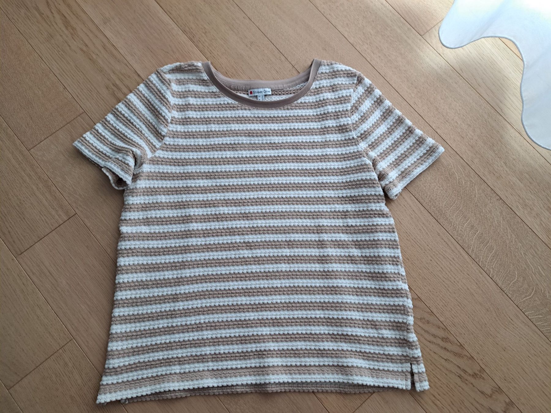 T-shirt: Street One gestreiftes Oberteil Gr. 40 – Usato da Perlen venduto da Sarah1985
