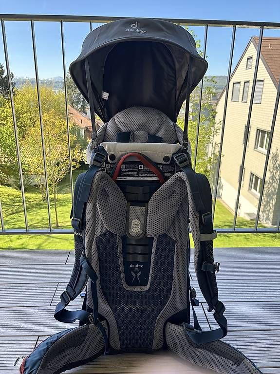 Deuter Zaini: Deuter Kid Comfort Active, Tragrucksack – Usato da Herrliberg venduto da Wille5 1