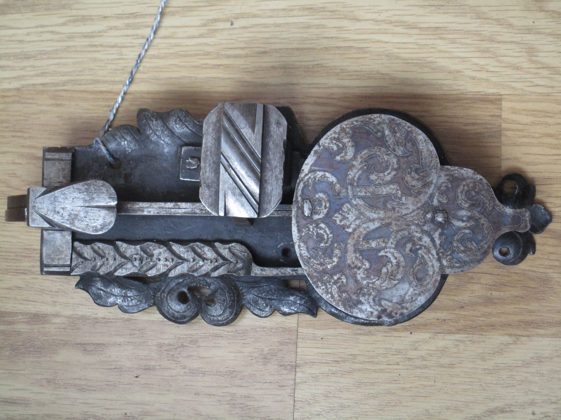 Cadenas: Antikes Schloss mit Schlüssel geschmiedet – D'occasion à Heimberg par Lupo57 1