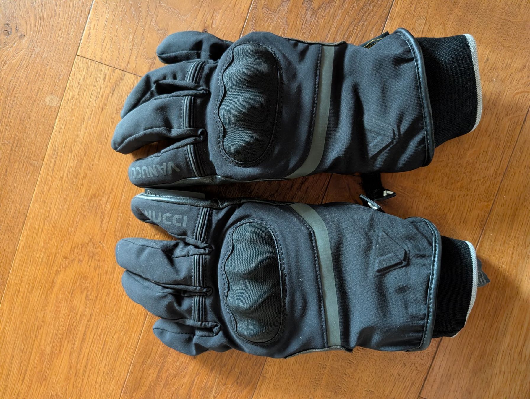Handschuhe & Handstulpen: Motorradhandschuhe Wasserfest – Gebraucht aus Pfäffikon ZH von jan_7rtd