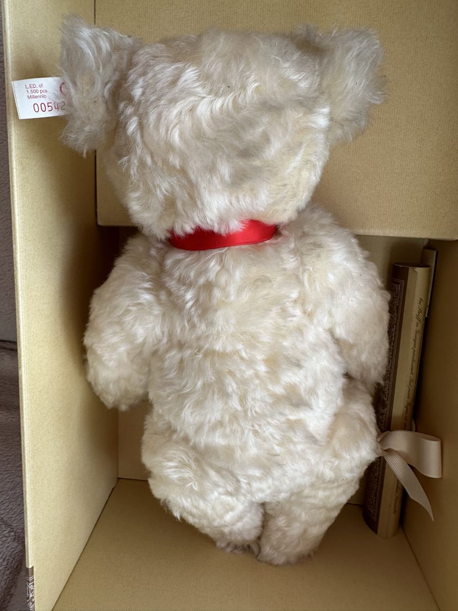 Steiff Spielzeuge: Millenium Steiff Teddy 35 cm  – Neu (gemäss Beschreibung) aus Herbriggen von Sehrazade 3