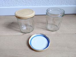 20 Gläser mit Deckel mit Farcetten und Holzoptik