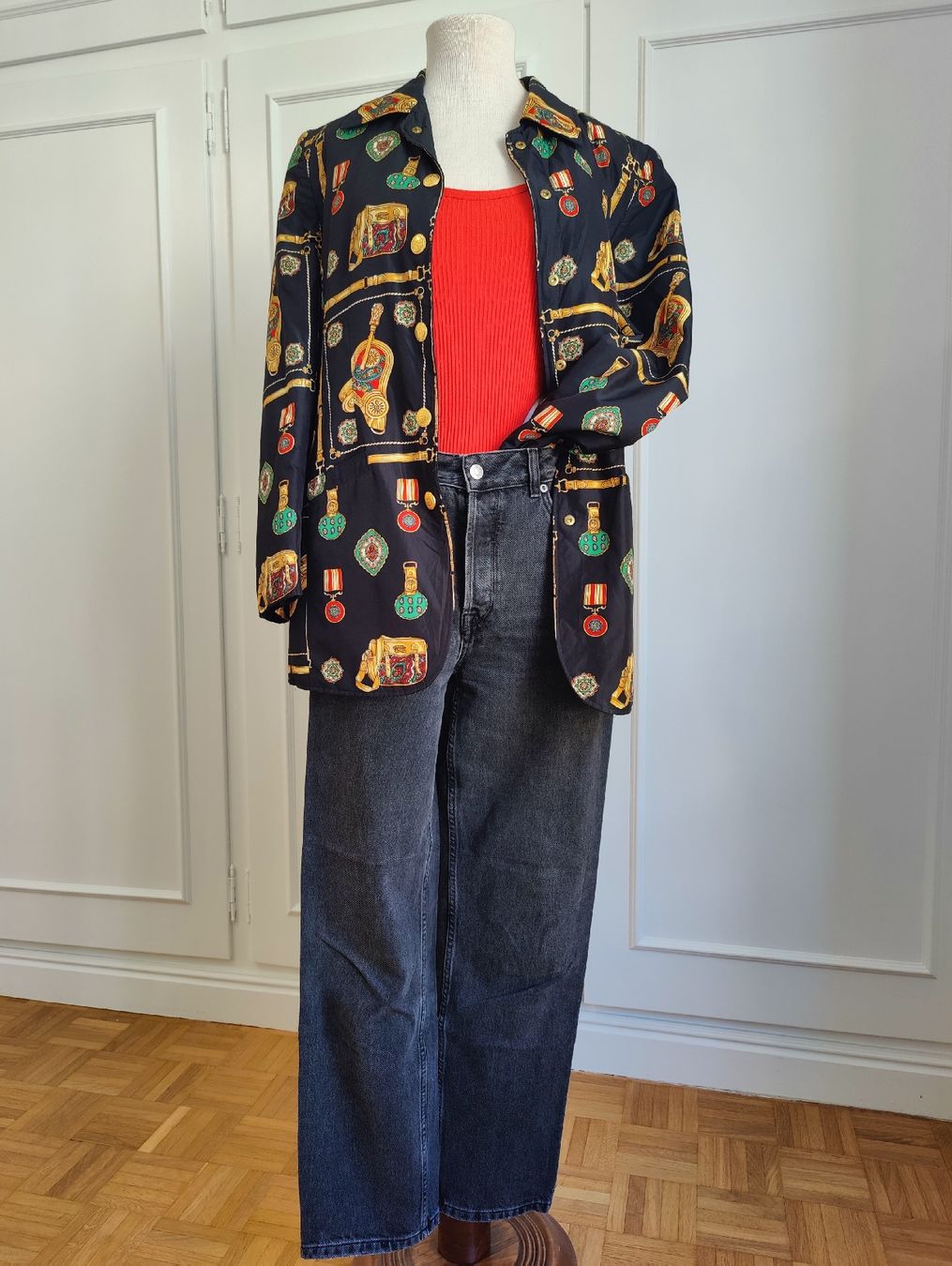 Giacche: Vintage Double-Face Baroque Silk Jacket Blazer – Usato da La Tour-de-Peilz venduto da dAutrefois 1