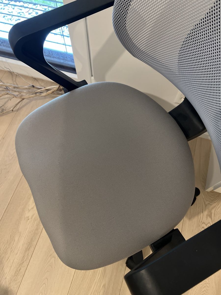 Sedie: Office chair – Nuovo (secondo la descrizione) da Corsier GE venduto da Karol_save_planet 7