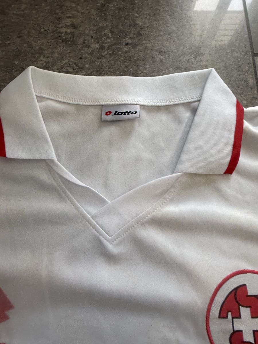 Schweizer Nati Canottiere & Pantaloni: Nati Trikot 1994 – Usato da Allschwil venduto da lor_6cgq 2