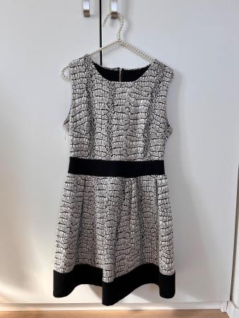 Sommer Kleid, Etuikleid, Gr. 36, Schwarz/Weiss, Top Zustand