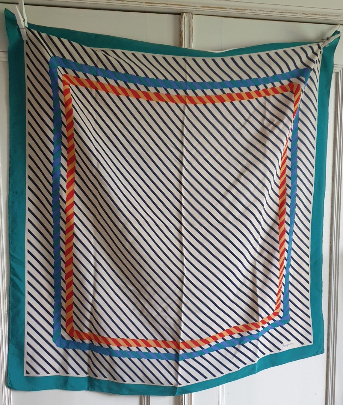 Foulards & écharpes: Foulard Bayron – D'occasion à Emmen par magelan 3