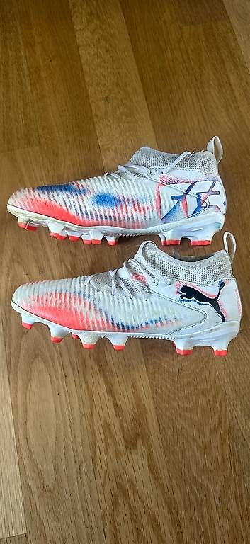 Scarpe per ragazzi: Fussballschuhe Gr. 32/33 – Usato da Eglisau venduto da magier007 1