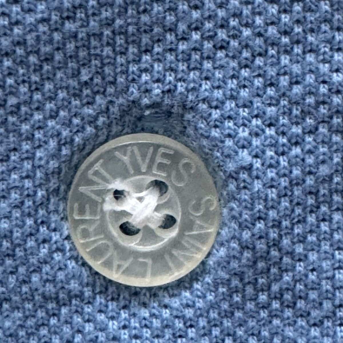 Polos: Yves Saint Laurent Poloshirt hellblau – D'occasion à Vaduz par mmo.02 4
