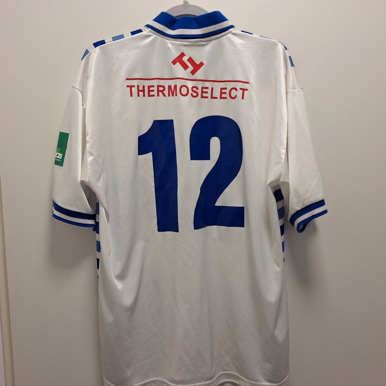Leibchen & Hosen: Errea Locarno Calcio Matchworn XXL – Gebraucht aus Bellinzona von LA-ropa-de-Juan 1