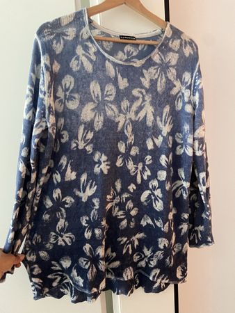 Samooon Shirt,Grösse 42, Blumenmuster, Top Zustand!