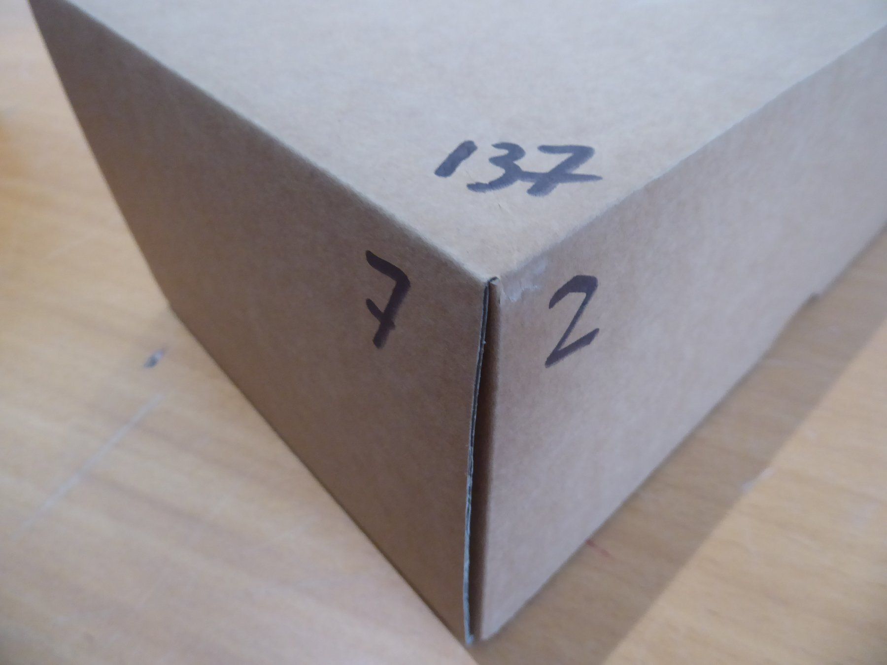 Tutti i francobolli: Posten Abschnitte Weltweit – Usato da Rothrist venduto da swisstools 6