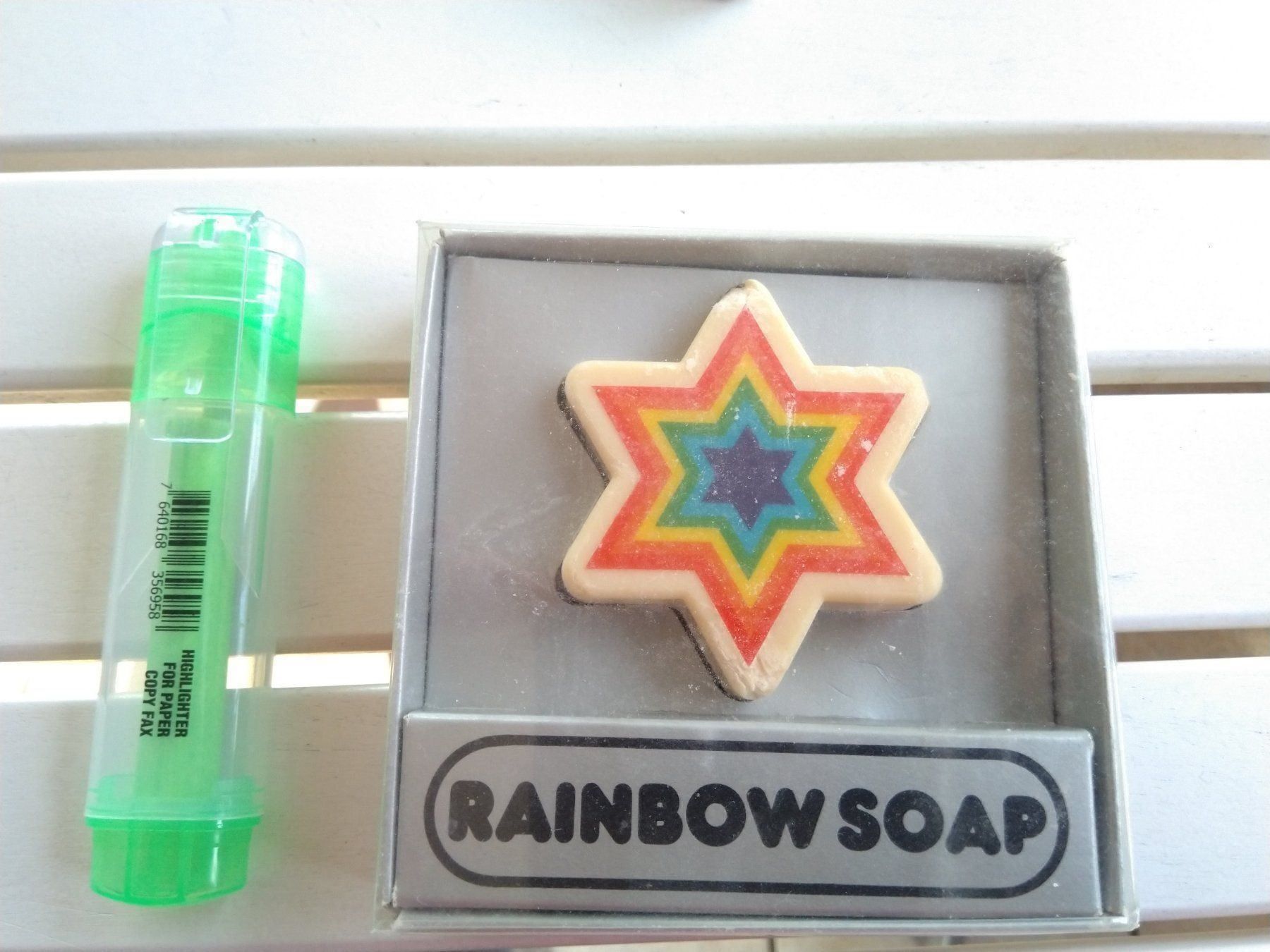 Doccia: rainbow soap – Nuovo e nell'imballaggio originale da Porza venduto da tbch