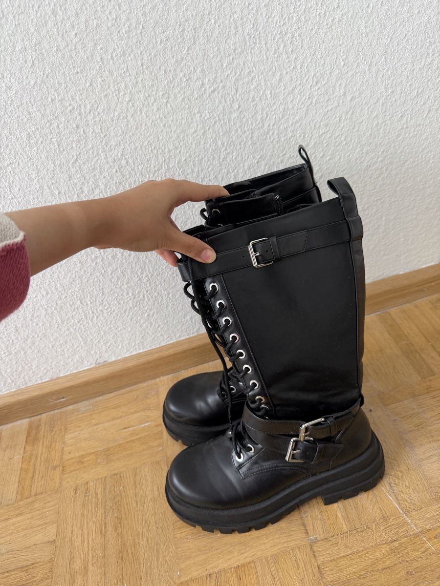 Zara Damenschuhe: Stiefel/Boots – Neu (gemäss Beschreibung) aus Basel von sid_dem
