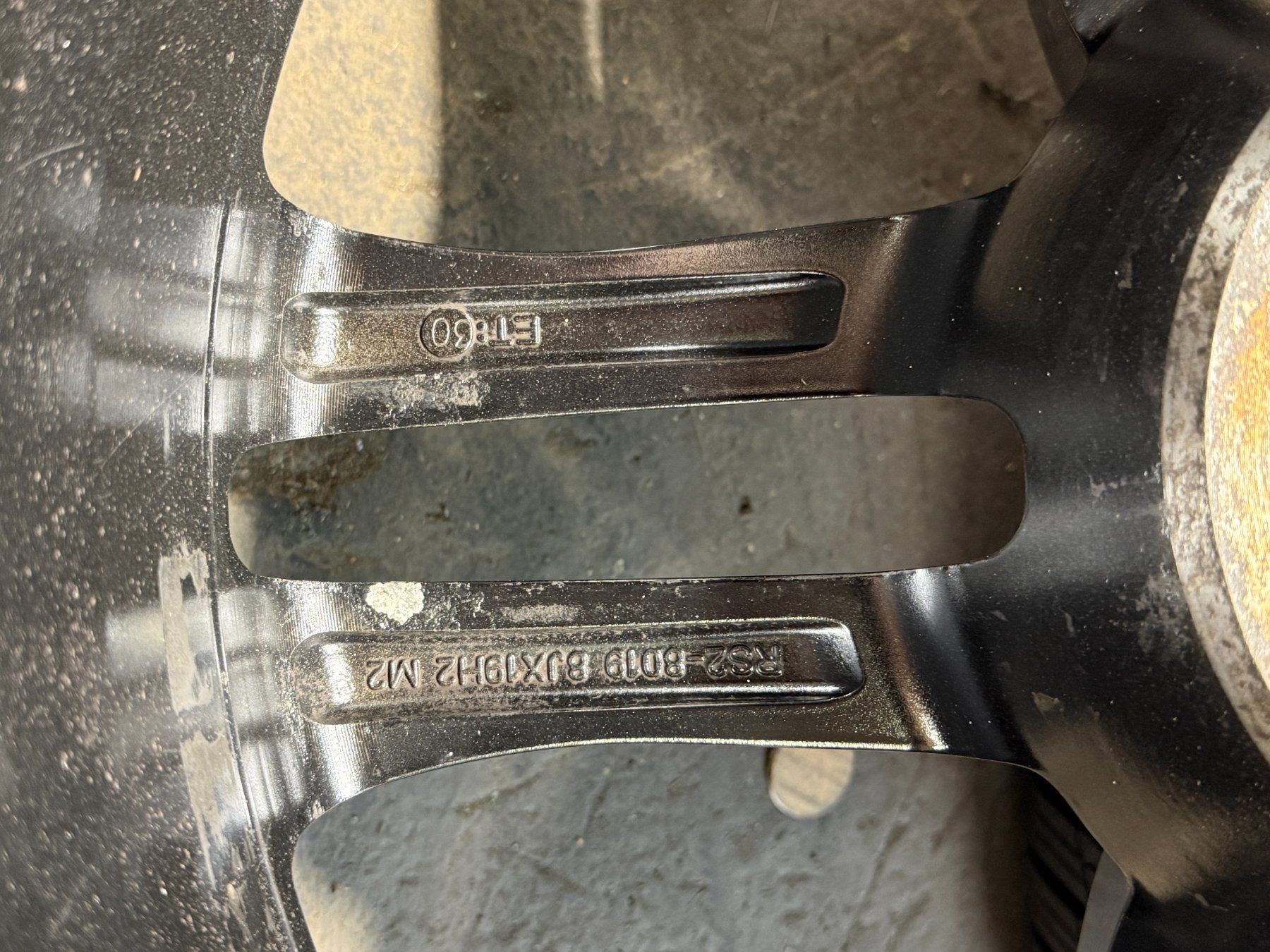 Audi Pneumatici & Ruote complete: Audi SQ5 Winterräder – Usato da Neftenbach venduto da ladu_ 5