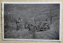 SCHWEIZER ARMEE SOLDATEN IM FELDE