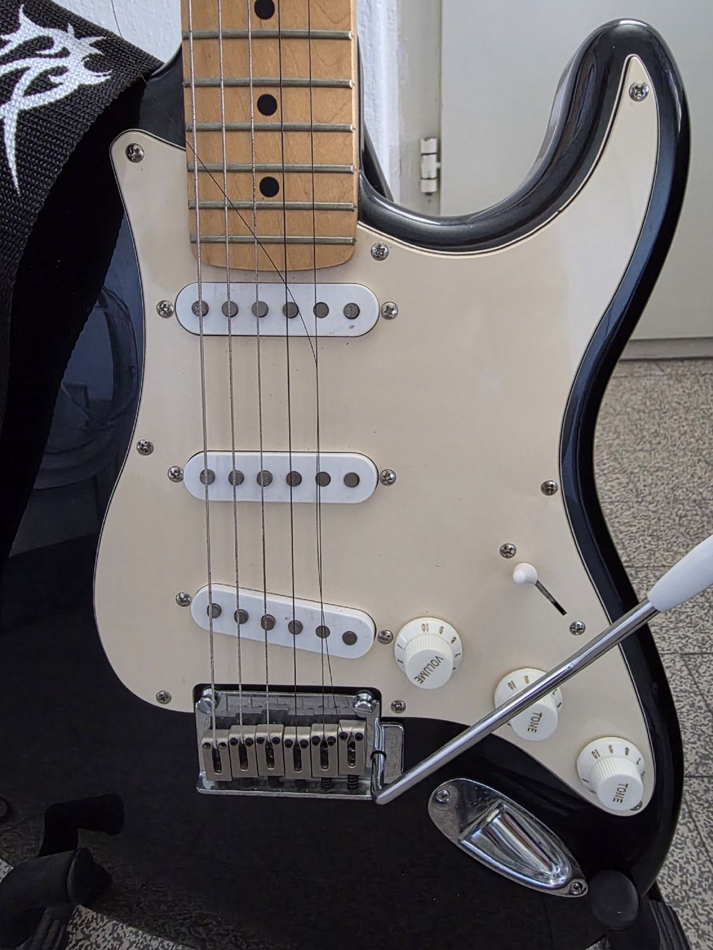 Fender Strumenti musicali: Einsteiger-Gitarren-Set Fender Stratocaster – Usato da Pfäffikon ZH venduto da nic_6l9v 2