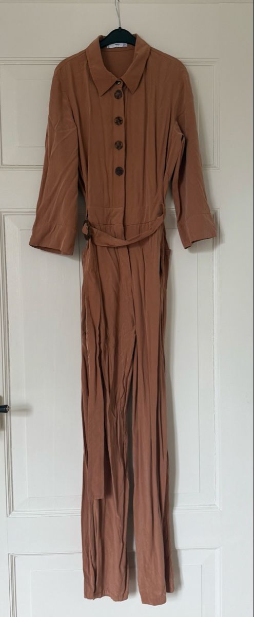 Mango Jumpsuits: Jumpsuit beige terracotta ceinturé Mango, t.L/40 – Gebraucht aus Tavannes von Thriftshop