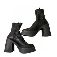 Bottines noires à plateforme et talon épais taille 38
