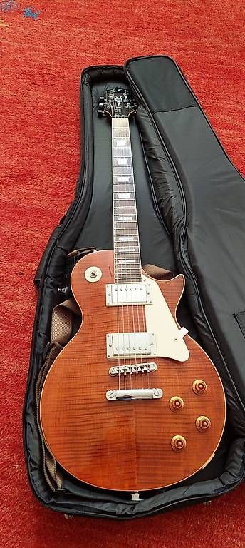 Strumenti musicali: E-Gitarre Jay Turser Tiger-Eye LP – Usato da Altdorf UR venduto da Muckduck