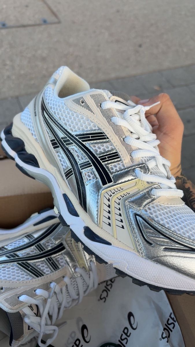 Asics Herrenschuhe: Asics Gel kayano  – Neu und originalverpackt aus Triengen von Fighterheart71 1