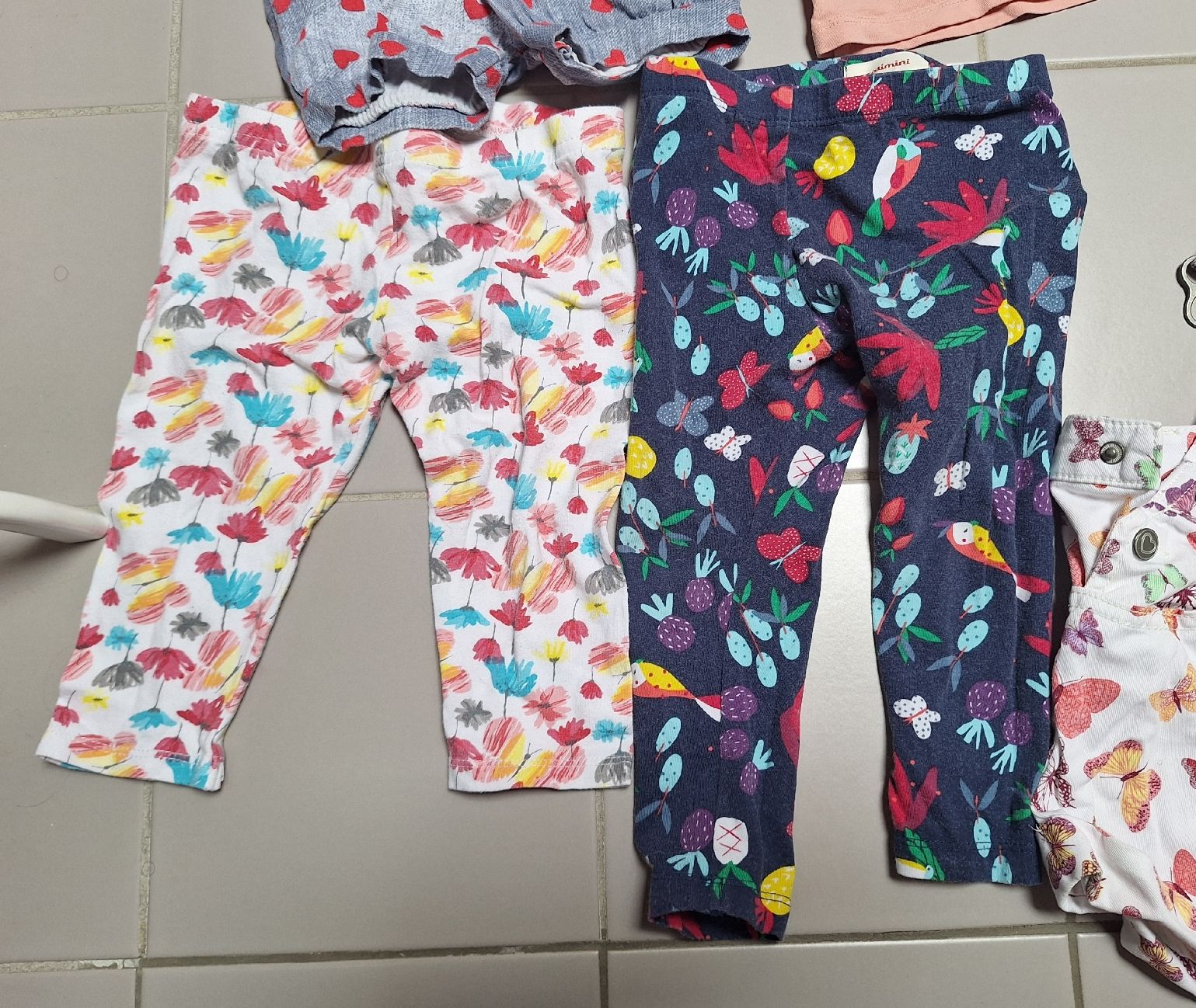 Lotti & Set di vestiti: Kleiderset Sommer Grösse 80 – Usato da Sissach venduto da Nothing123 1