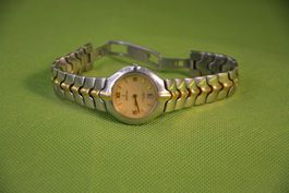 Elegante Festina quartz Damen Uhr, gebraucht, mit 5 mic. AU