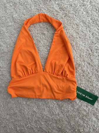 Shein Orange Neckholder Top, Gr. S, Neu mit Etikett