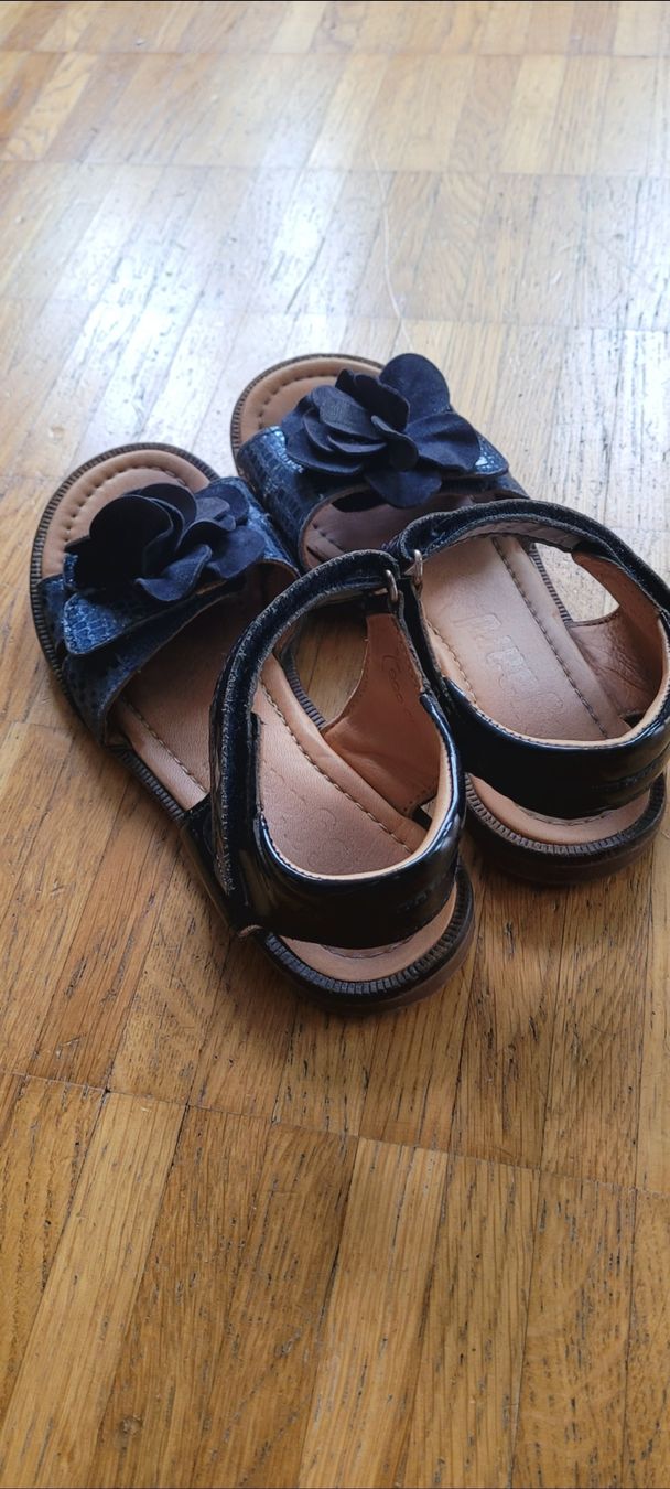 Bisgaard Scarpe per ragazze: Bisgaard Sandale gr 35 neuwertig – Nuovo (secondo la descrizione) da Emmenbrücke venduto da gatasalvache 1