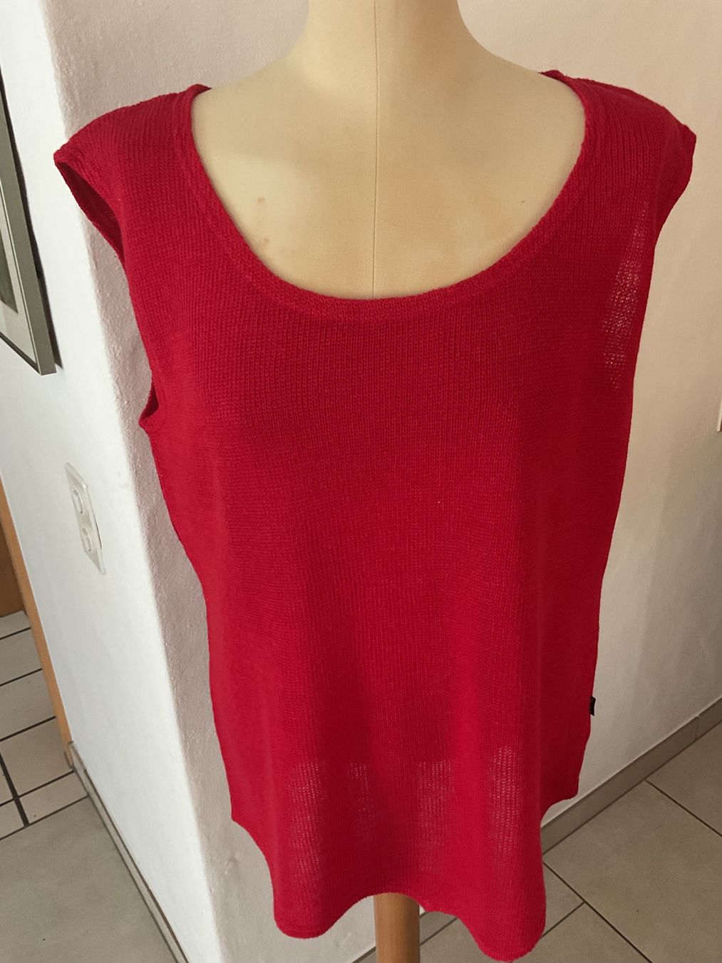 Maglioni & Felpe: Ärmelloser Linen Strick 🧶 Pullover Linara L – Nuovo (secondo la descrizione) da Wil ZH venduto da RiccardaWegmann