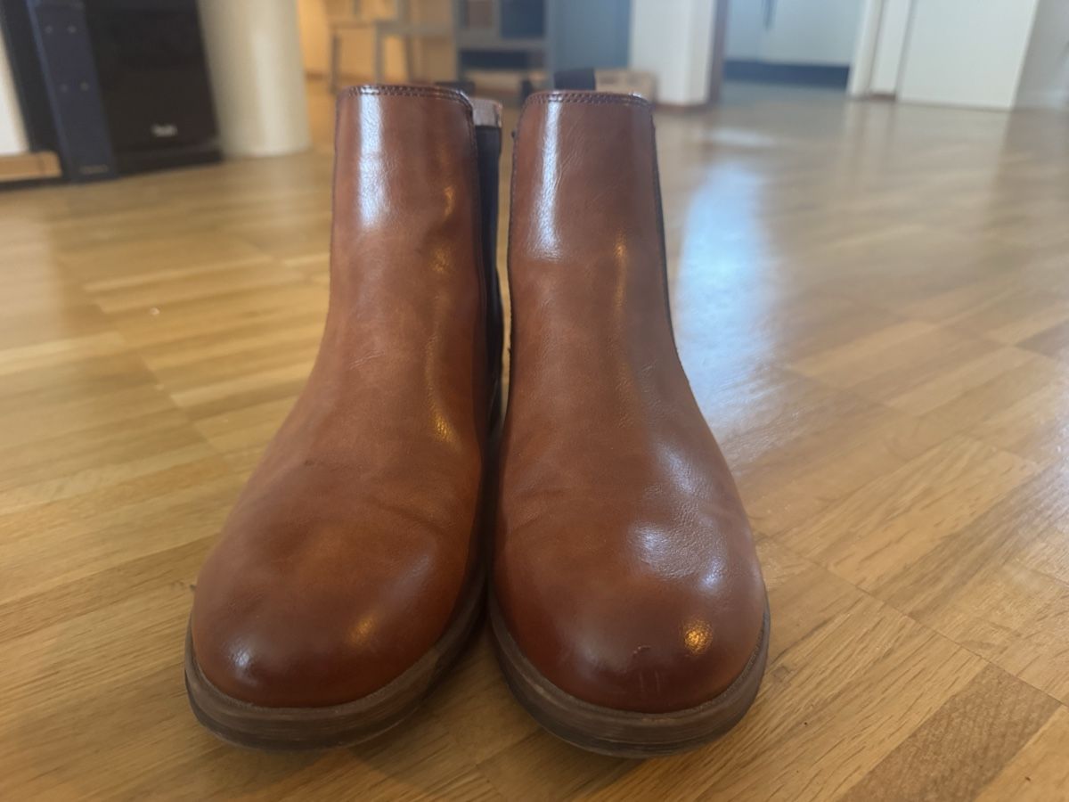 Tamaris Damenschuhe: Stiefeletten, Leder, 41, Tamaris – Gebraucht aus Riehen von MsLena 1