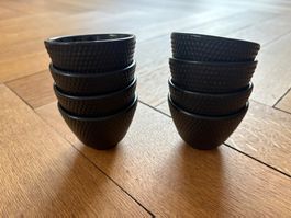 8 kleine Saucen Schalen / Minischalen