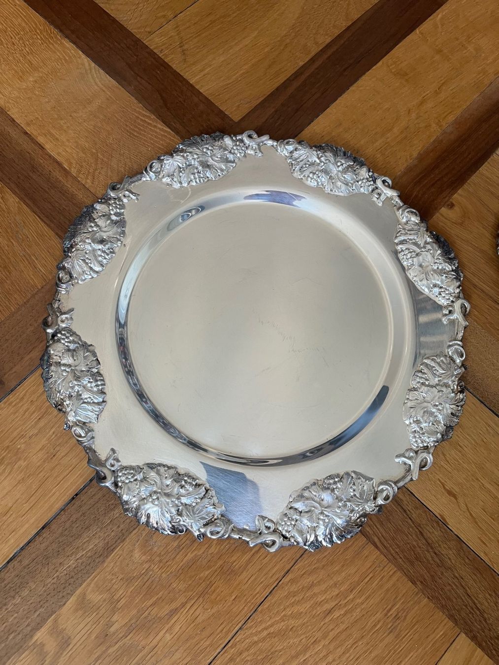 Sottobicchieri: Vintage Platzteller aus Metall, versilbert, 3er-Set – Usato da Zürich venduto da Klawitter 2
