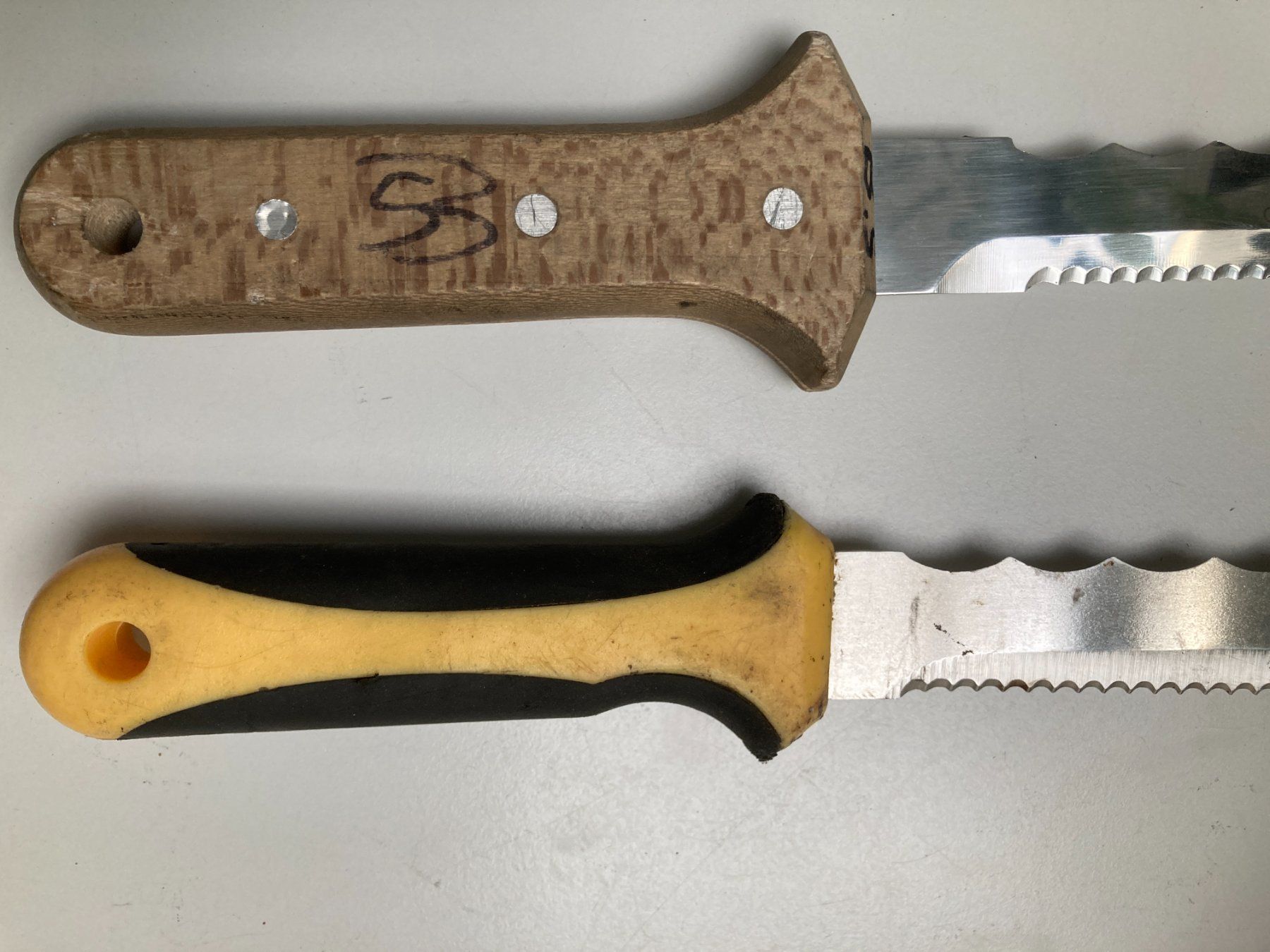 Tutti gli attrezzi: Isolationsmesser Schneidemesser Sägemesser – Usato da Cham venduto da WB2223 1