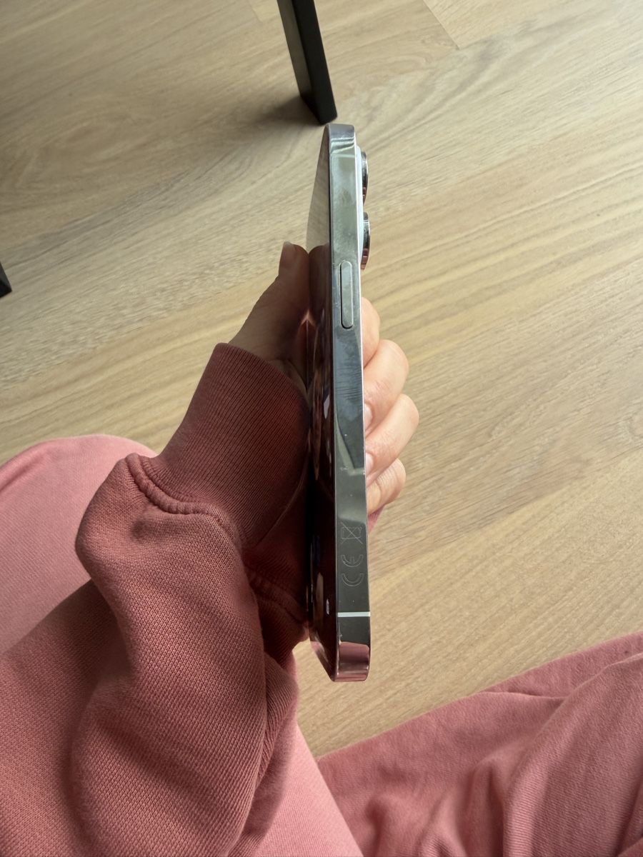 Apple Telefoni cellulari / Smartphones: Iphone 14 Pro 128 GB – Usato da Pfäffikon ZH venduto da C.Cs 1