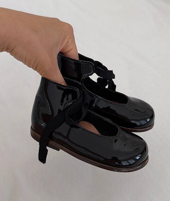 Schuhe für Mädchen: Bonpoint Mädchen Schuhe Gr 21 – Gebraucht aus Roggwil von est_r5x7