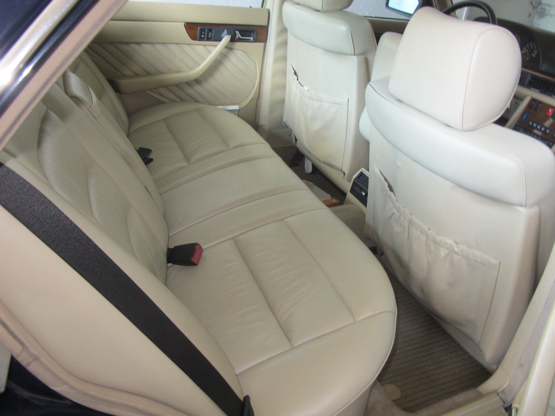 Mercedes-Benz Automobili: Mercedes 500 SE W126 – Usato da Schleinikon venduto da Laegern99 8