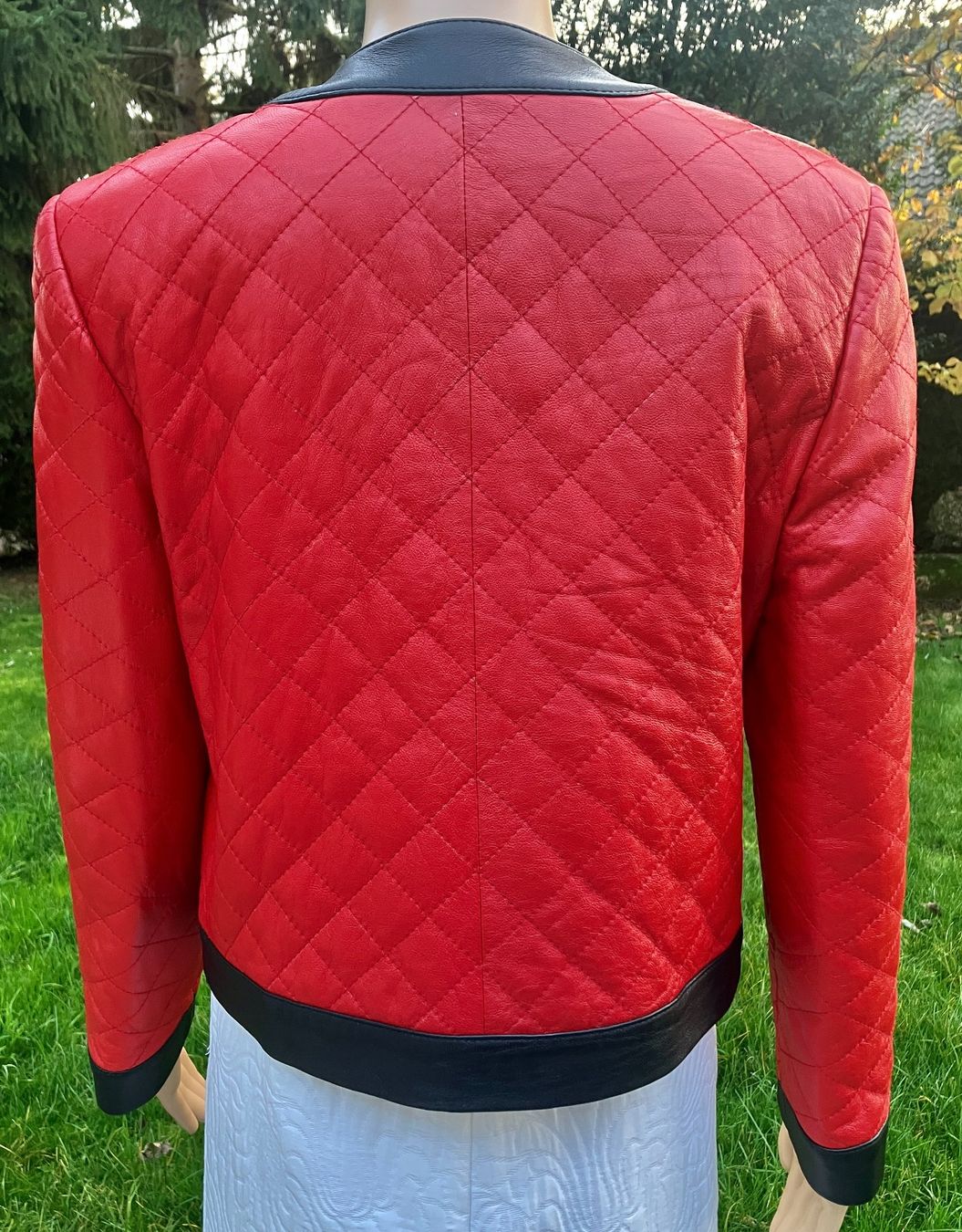 Jacken: Blazer Stephen Lo cuir rouge, vintage, taille S – Gebraucht aus Chêne-Bougeries von Vintage-Era 2