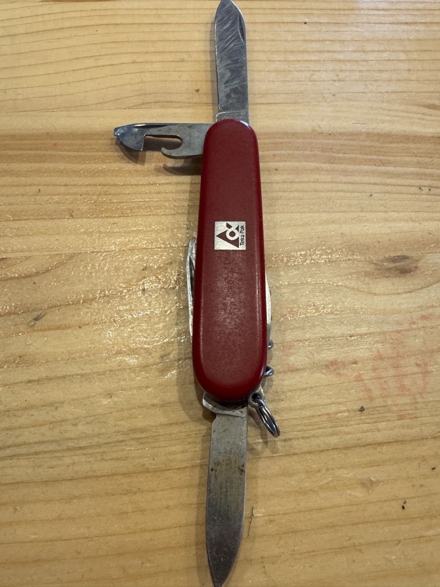 Victorinox Coltelli tascabile: Couteau Victorinox Stainless Rosterei – Usato da Erde venduto da CBarts 2