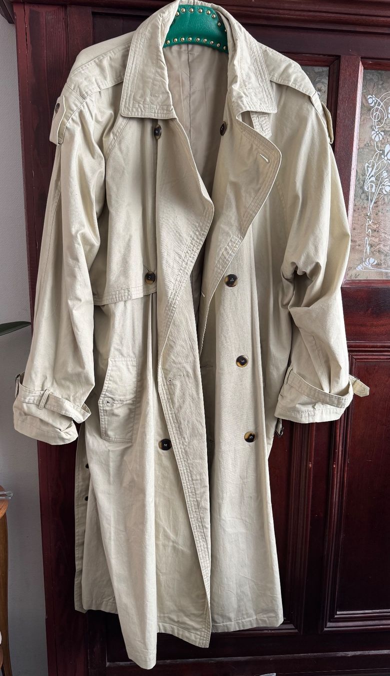Mäntel: Trenchcoat Torero Mantel – Gebraucht aus Obfelden von cesarina10 1